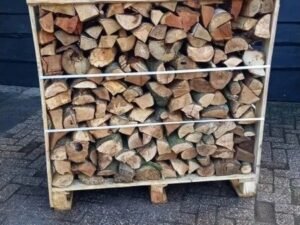 Brennholz-Mix 25 cm – 1,2 RM (4 Mini-Paletten)