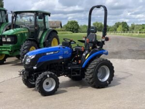 Kompakttraktor SOLIS 26S