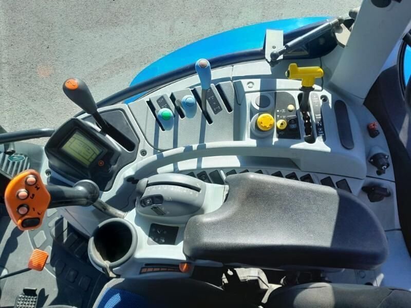 Ackerschlepper NEW HOLLAND T6-145EC – Bild 2
