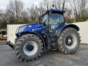 Ackerschlepper New Holland T7.275 HD