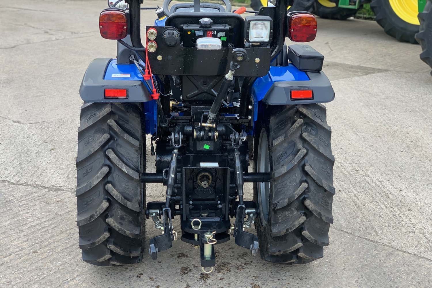 Kompakttraktor SOLIS 26 neu – Bild 7