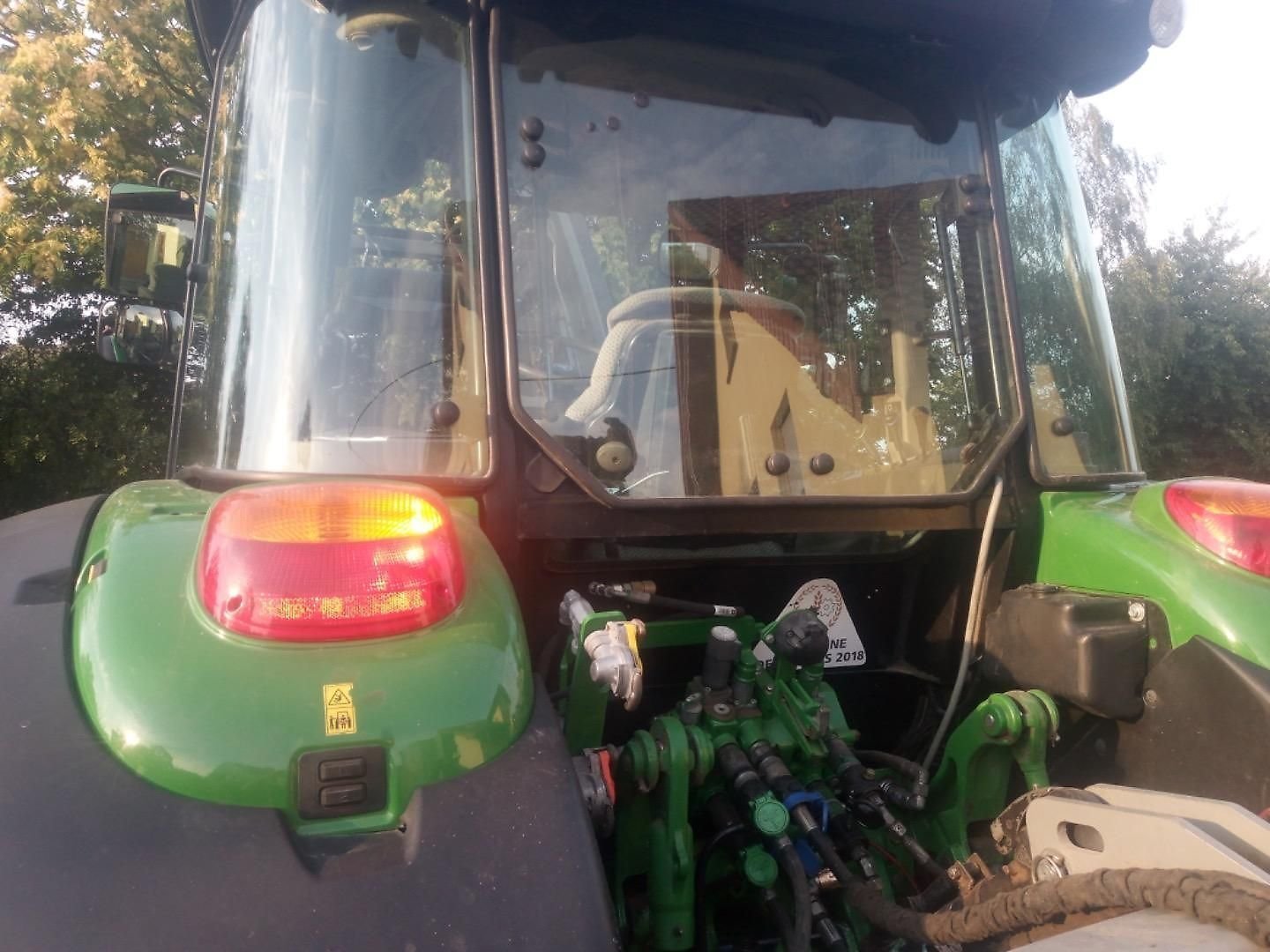 Traktor John Deere 5100R – 2018 – 99 PS – Bild 2