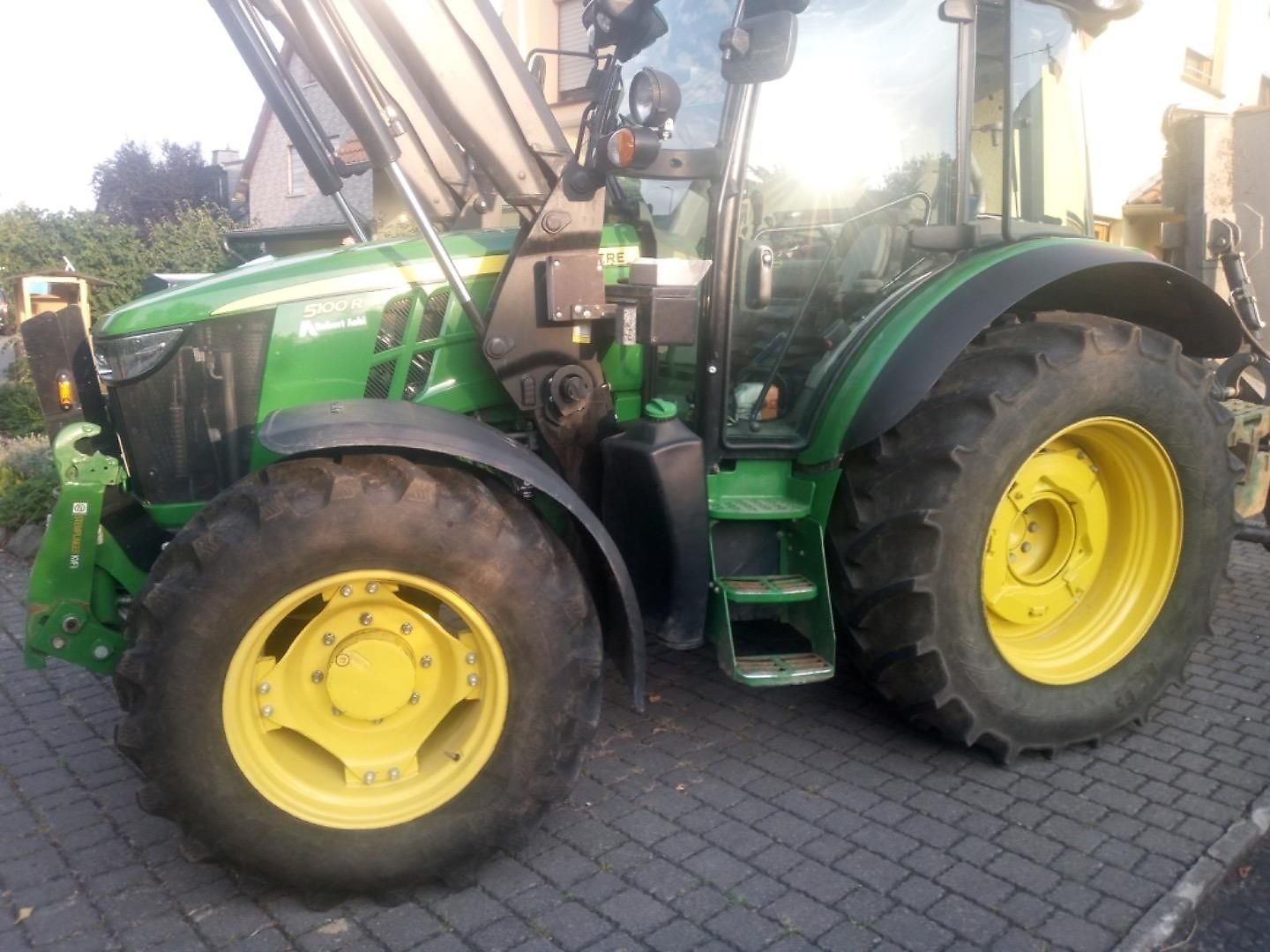 Traktor John Deere 5100R – 2018 – 99 PS – Bild 5
