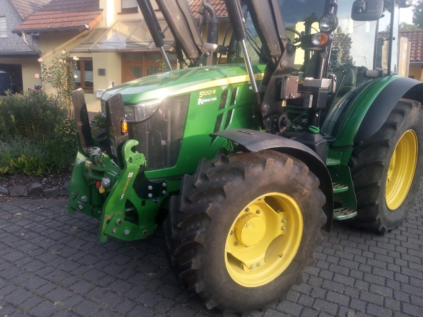 Traktor John Deere 5100R – 2018 – 99 PS – Bild 8