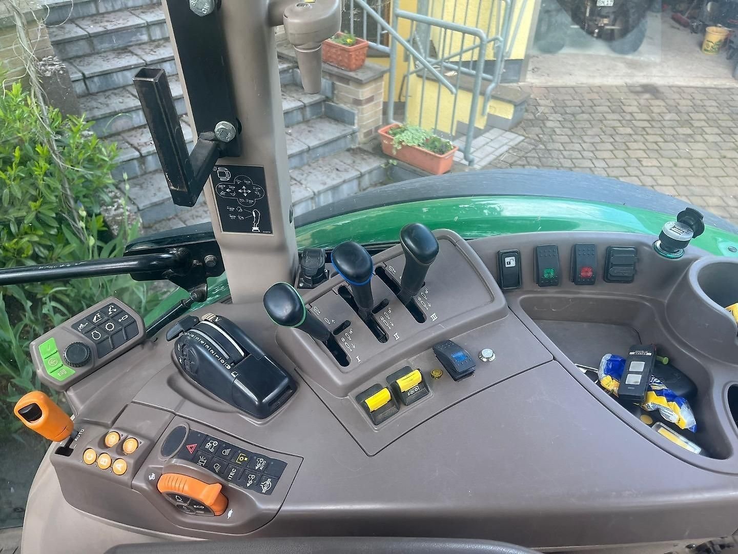 Traktor John Deere 5100R – 2018 – 99 PS – Bild 9